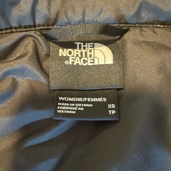 The North Face Women's Jacket - Picture 3 of 3
